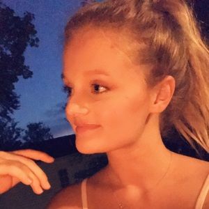 Meet your Posher, Hannah Faye